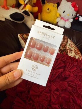 ALBEVILLE Fingerart Press On Gel Nails with Adhesive Gel Tabs Set, One Size